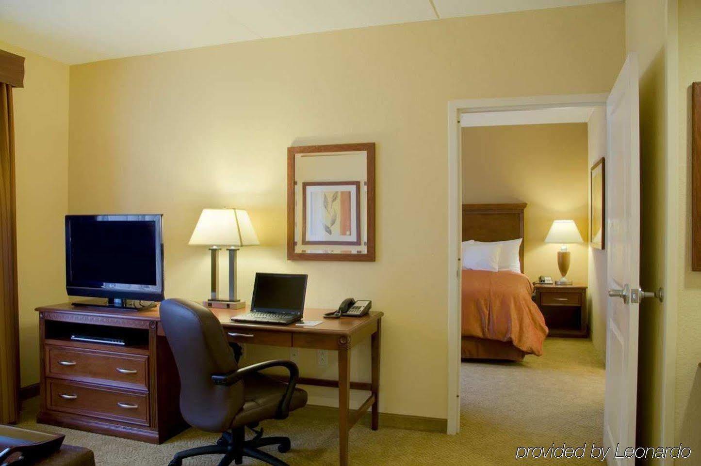 Homewood By Hilton West Hotel 3*